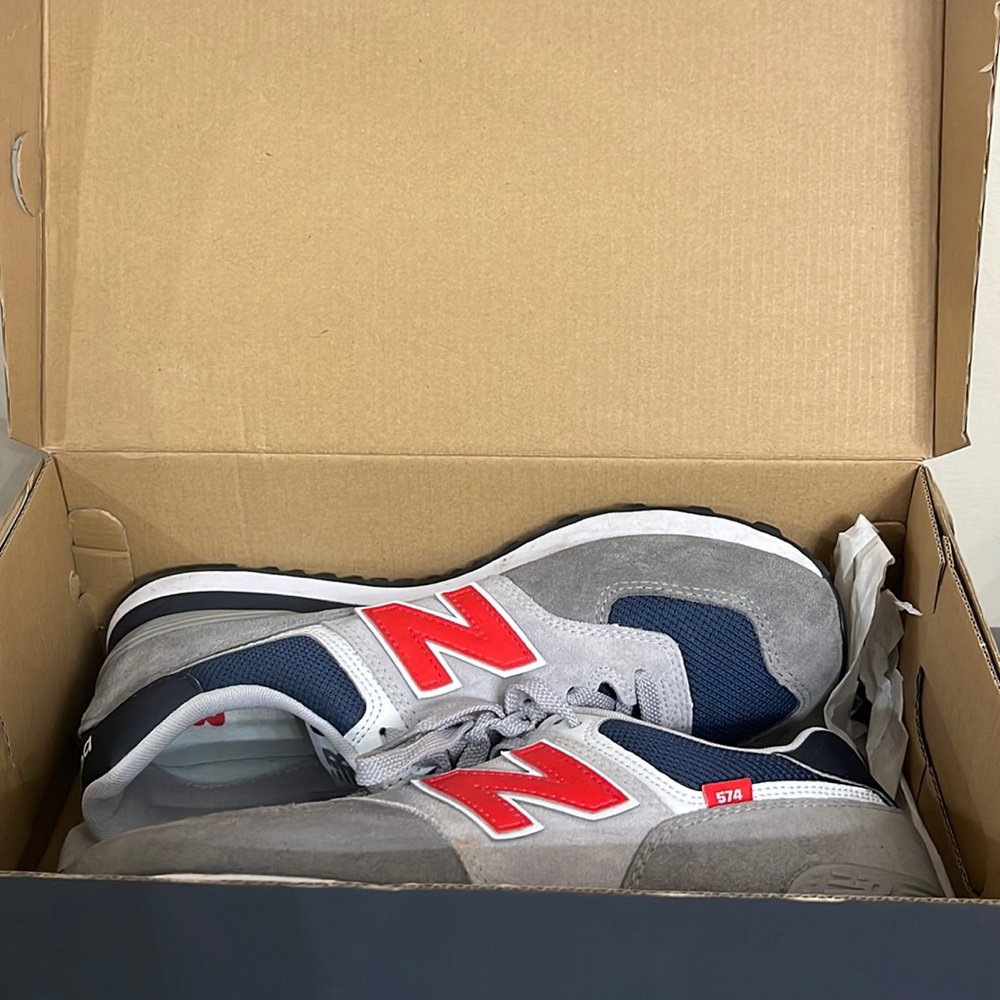 New balance shoes